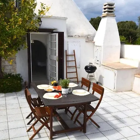 Trulli Di Puglia - I Limoni 度假居